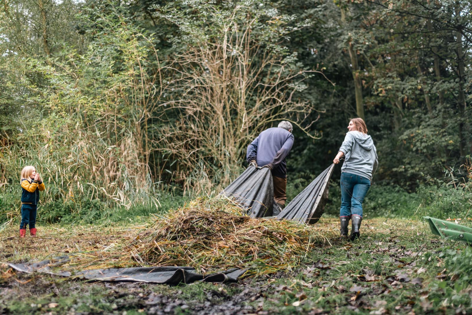 Reportage: Natuurpunt volunteers gather to clean up the grasslands in the Sint-Onolfspolders / © Bert Blondeel - for Natuurpunt Dendermonding